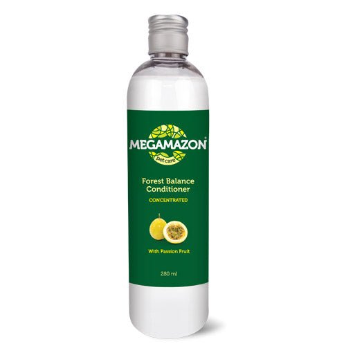 MEGAMAZON Forest Balance Conditioner 280ml, concentrated formula with passion fruit for soft and hydrated fur.