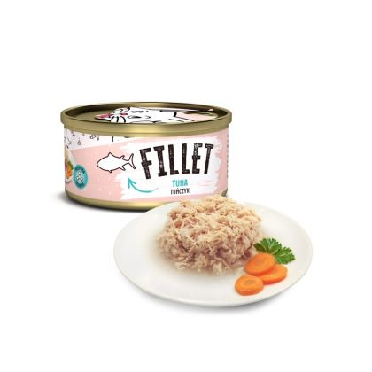 Mr. Bandit tuna fillet in a can with a serving on a plate, featuring shredded tuna and carrot slices.
